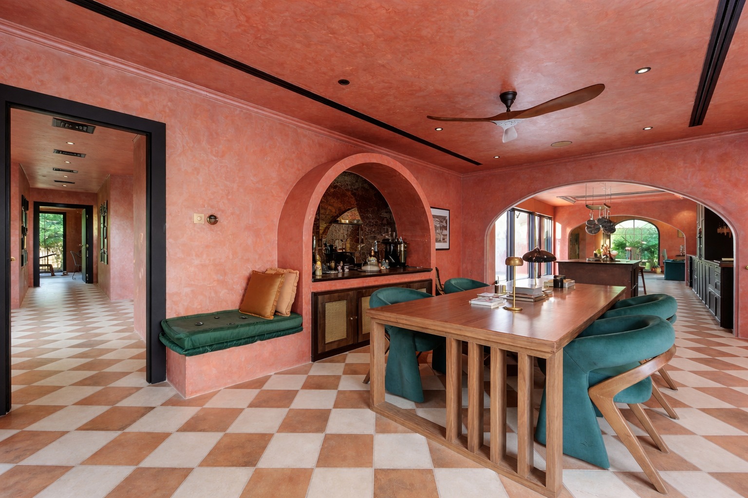 4 Bedrooms Villa in Bungalows Area