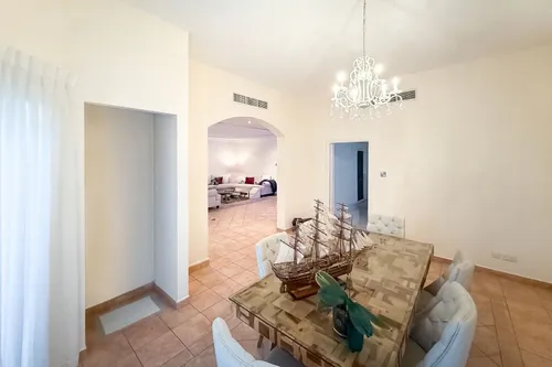 4 Bedrooms Villa in Green Community East