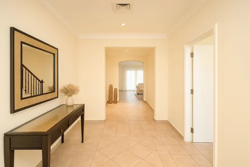 4 Bedrooms Villa in Green Community East