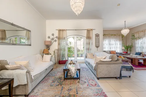 3 Bedrooms Apartment in Ritaj G