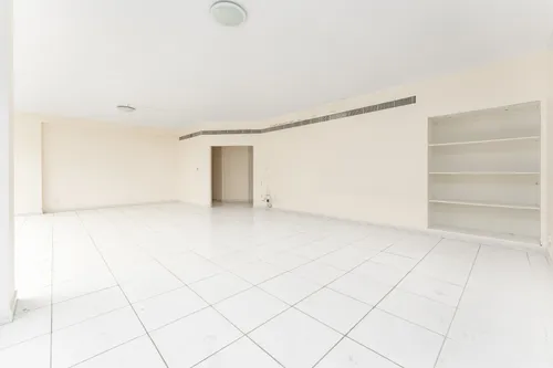 3 Bedrooms Apartment in Golden Sands 8