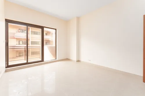 4 Bedrooms Apartment in Golden Sands 9