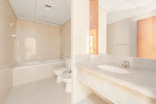 4 Bedrooms Apartment in Golden Sands 9