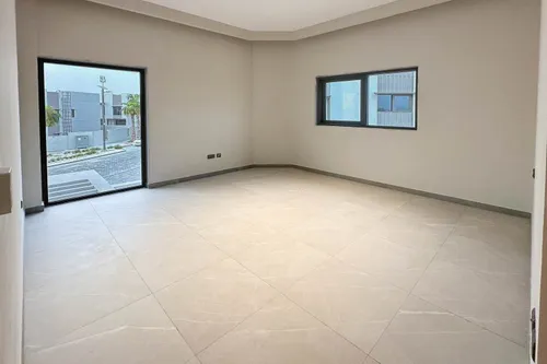 4 Bedrooms Townhouse in MAG City Apartments