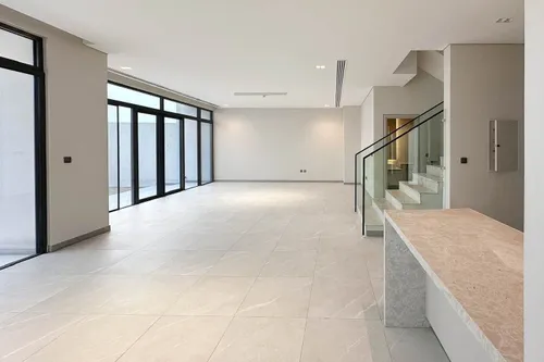 4 Bedrooms Townhouse in MAG City Apartments