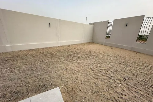 4 Bedrooms Townhouse in MAG City Apartments