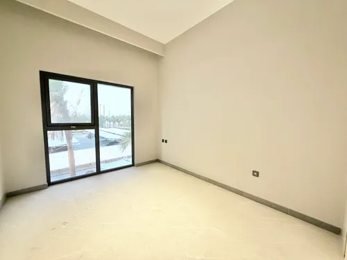 3 Bedrooms Townhouse in MAG City Apartments