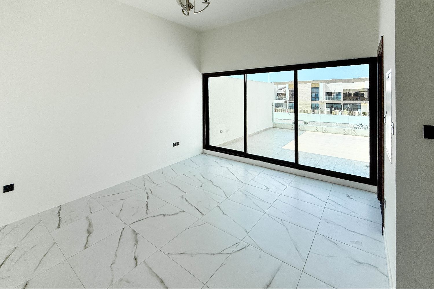 4 Bedrooms Townhouse in Elie Saab VIE Townhouses