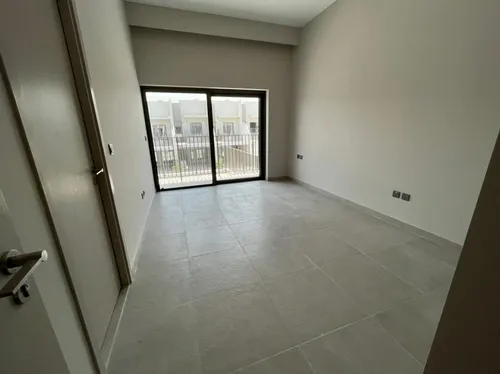 3 Bedrooms Townhouse in MAG City Apartments
