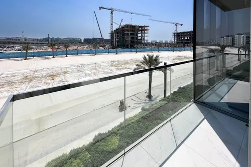 2 Bedrooms Apartment in Residences 18