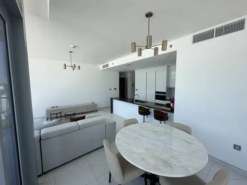 2 Bedrooms Apartment in Residences 18