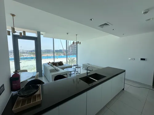 2 Bedrooms Apartment in Residences 18