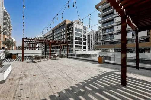 2 Bedrooms Apartment in Azizi Riviera 6