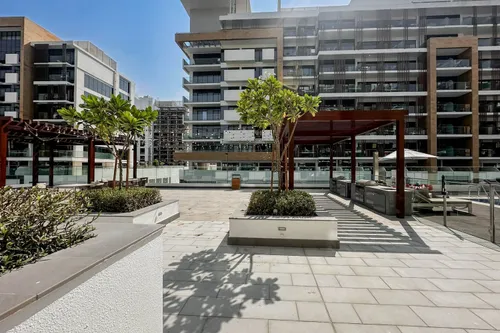 2 Bedrooms Apartment in Azizi Riviera 6