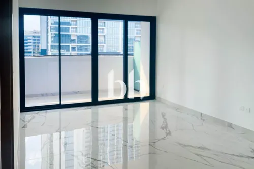 Unfurnished | Managed | Low Floor | Community View