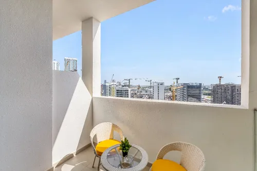 Apartment in Azizi Riviera 48
