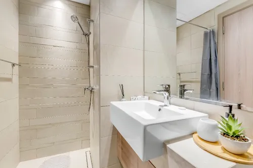 Apartment in Azizi Riviera 48