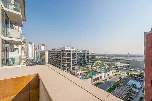  Apartment in Azizi Riviera 37