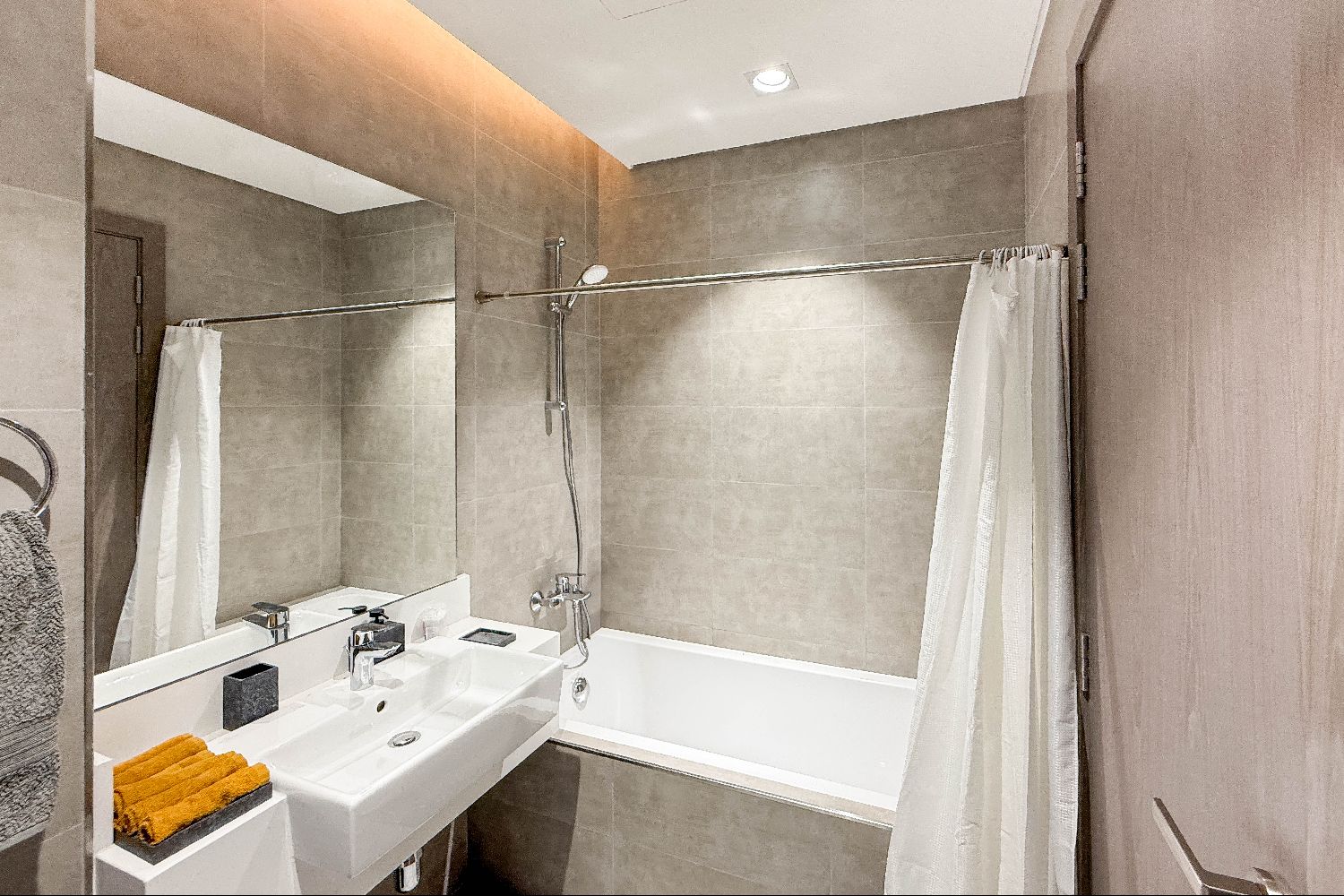 1 Bedroom Apartment in Residences 13