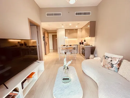 1 Bedroom | Luxuriously Furnished | Vacant on Transfer
