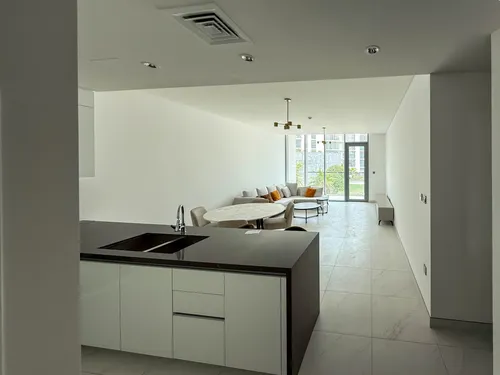 2 Bedrooms Apartment in Residences 11