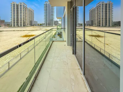 2 Bedrooms Apartment in Residences 11