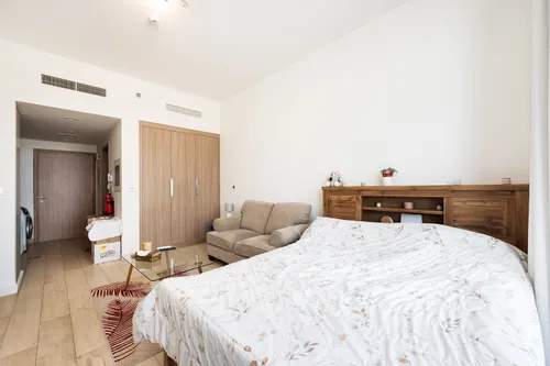 Apartment in Azizi Riviera 3