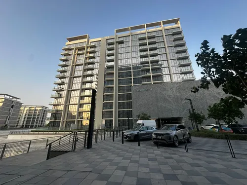 3 Bedrooms Apartment in Residences 13