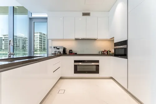 3 Bedrooms Apartment in Residences 13