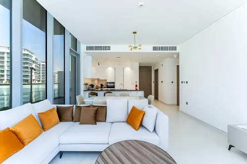 3 Bedrooms Apartment in Residences 13