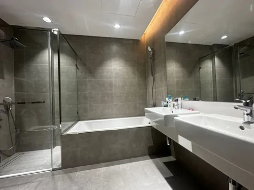 3 Bedrooms Apartment in Residences 13
