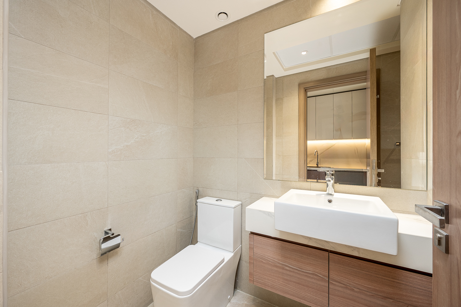  Apartment in Azizi Riviera 46