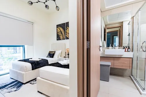 3 Bedrooms Apartment in Azizi Riviera 44