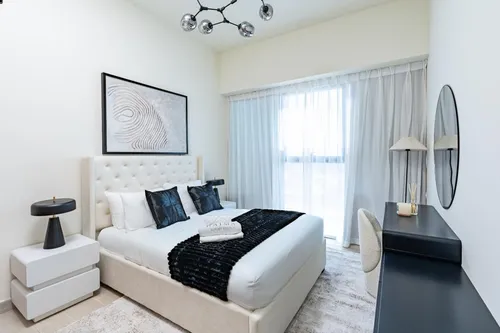3 Bedrooms Apartment in Azizi Riviera 44