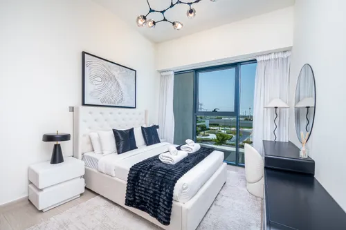 3 Bedrooms Apartment in Azizi Riviera 44