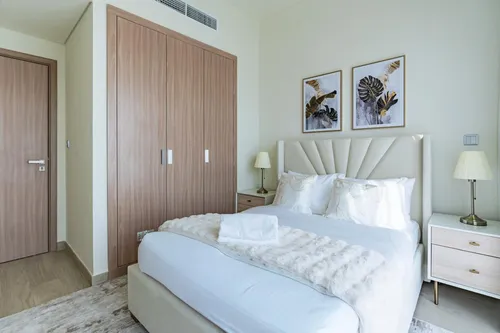 3 Bedrooms Apartment in Azizi Riviera 44