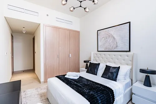 3 Bedrooms Apartment in Azizi Riviera 44
