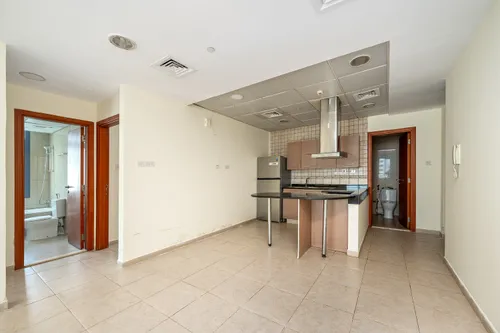 2 Bedrooms Apartment in Palace Tower 2