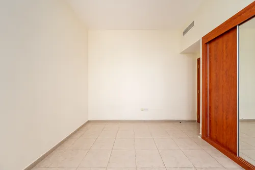 2 Bedrooms Apartment in Palace Tower 2