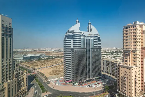 2 Bedrooms Apartment in Palace Tower 2