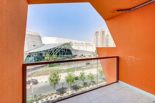 2 Bedrooms Apartment in Binghatti Stars