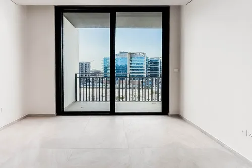 2 Bedrooms Apartment in Beverly Boulevard