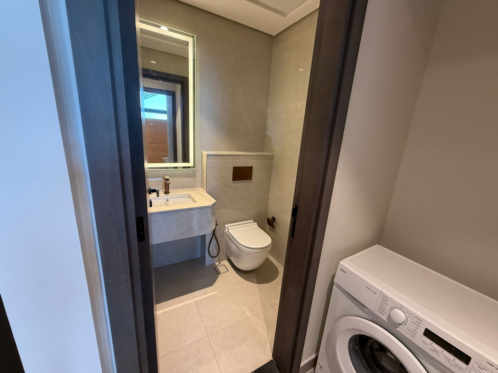 1 Bedroom Apartment in Marquis Galleria