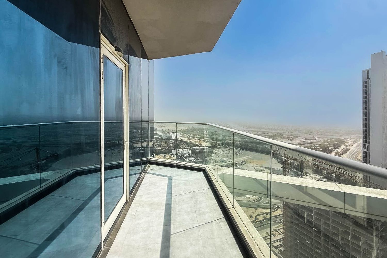 2 Bedrooms Apartment in Miraclz Tower by Danube