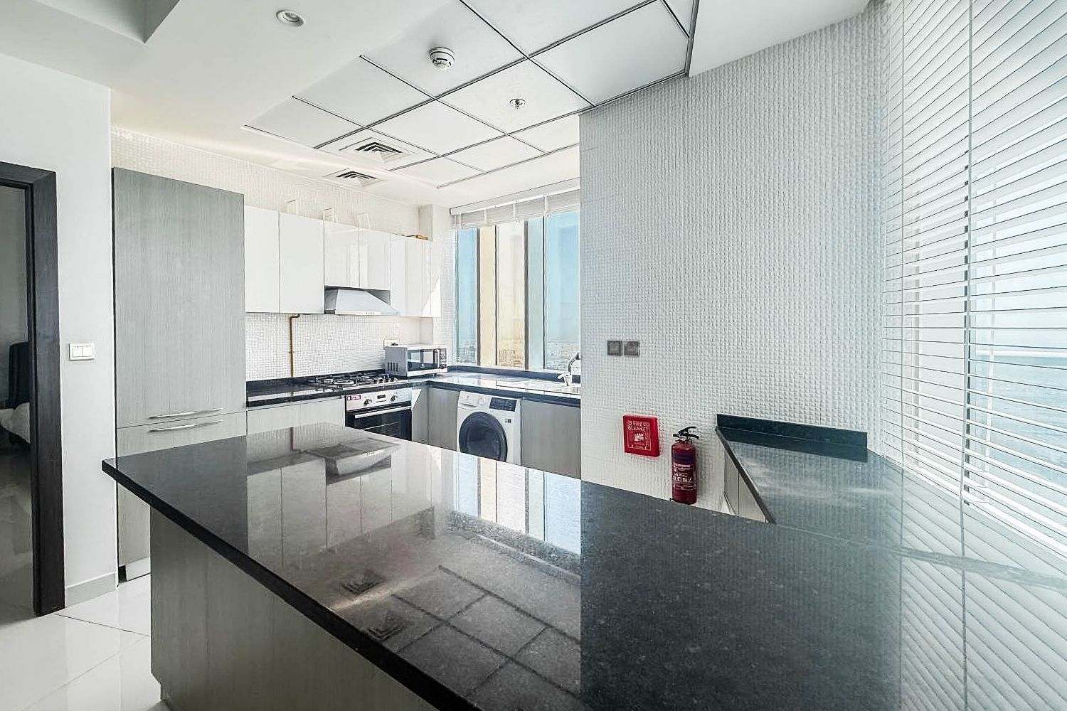 2 Bedrooms Apartment in Miraclz Tower by Danube