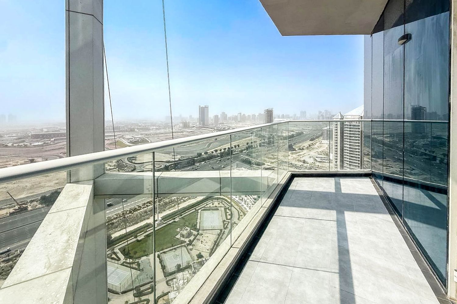 2 Bedrooms Apartment in Miraclz Tower by Danube