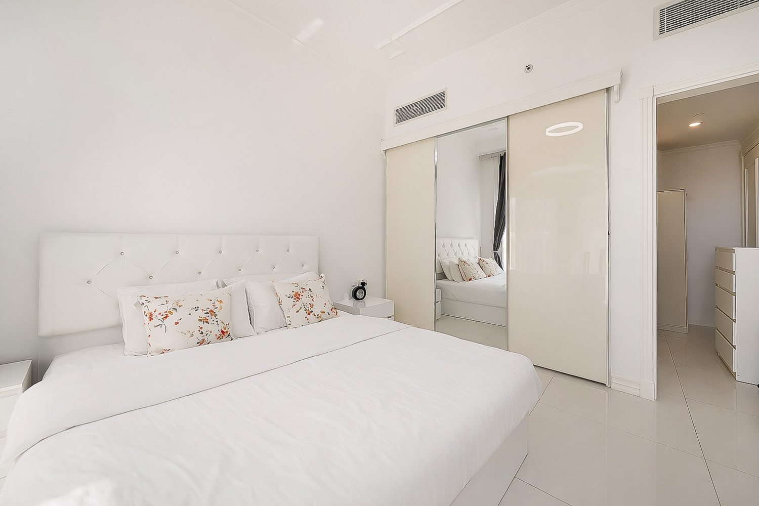 1 Bedroom Apartment in Vincitore Palacio