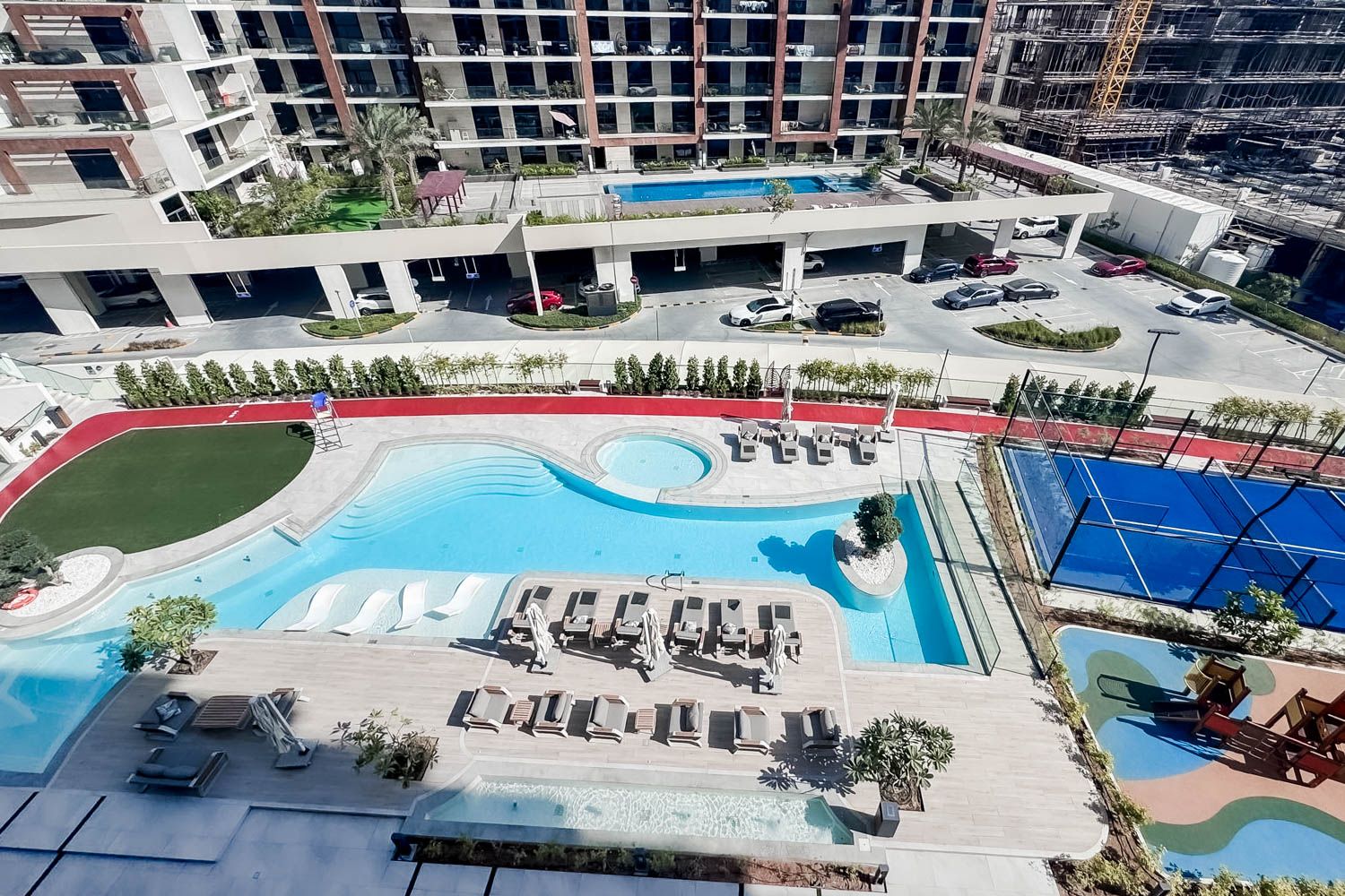  Apartment in Oxford Gardens