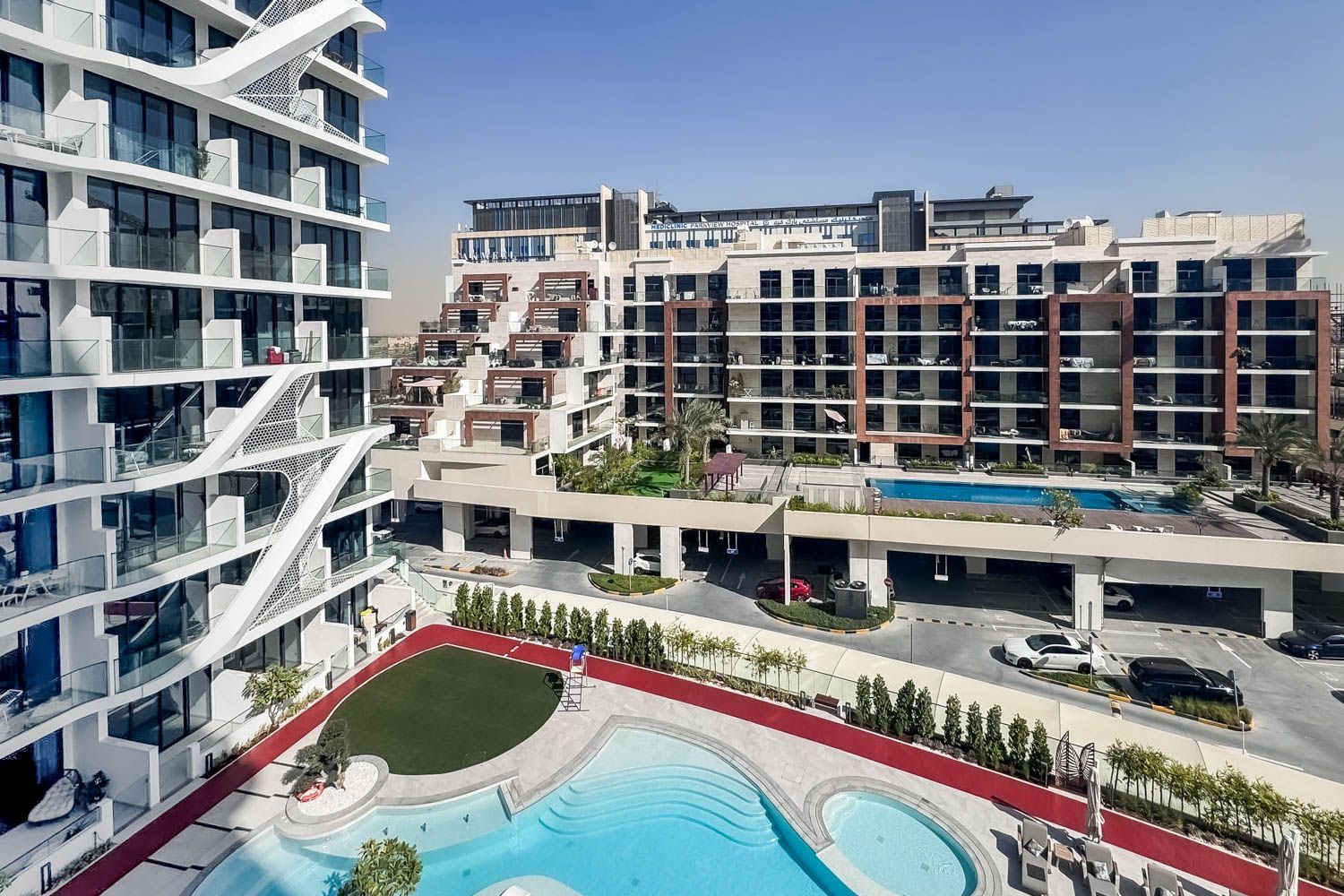  Apartment in Oxford Gardens