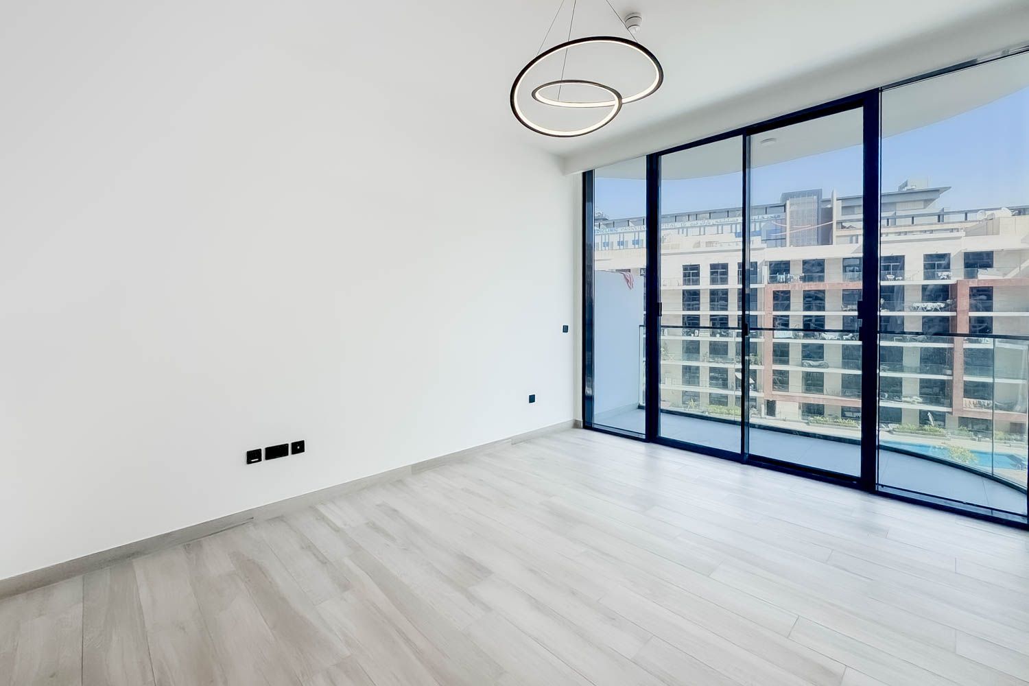  Apartment in Oxford Gardens